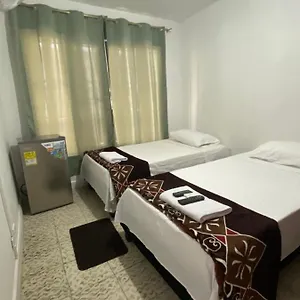 hospedajes-he.cali-hotels.com/