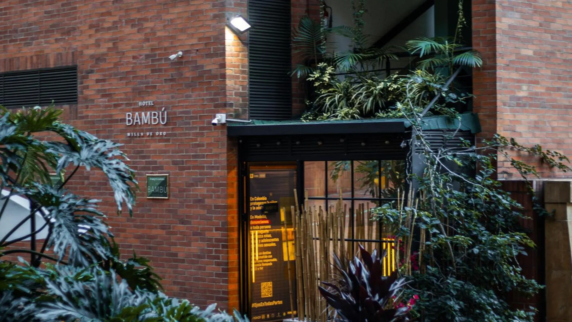 Hotel Bambu Milla De Oro Medellín Colombia