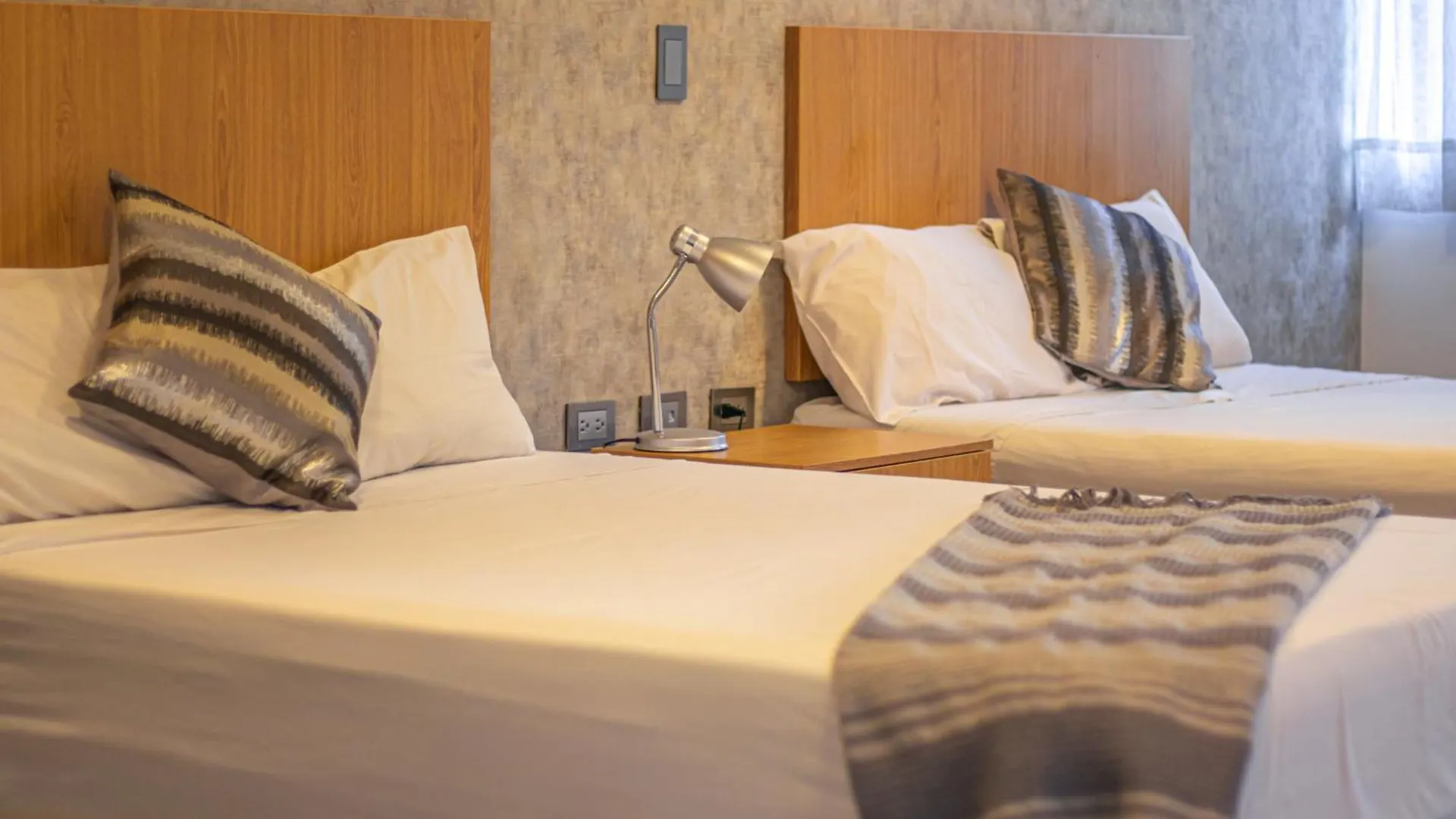 Hotel Bambu Milla De Oro Medellín