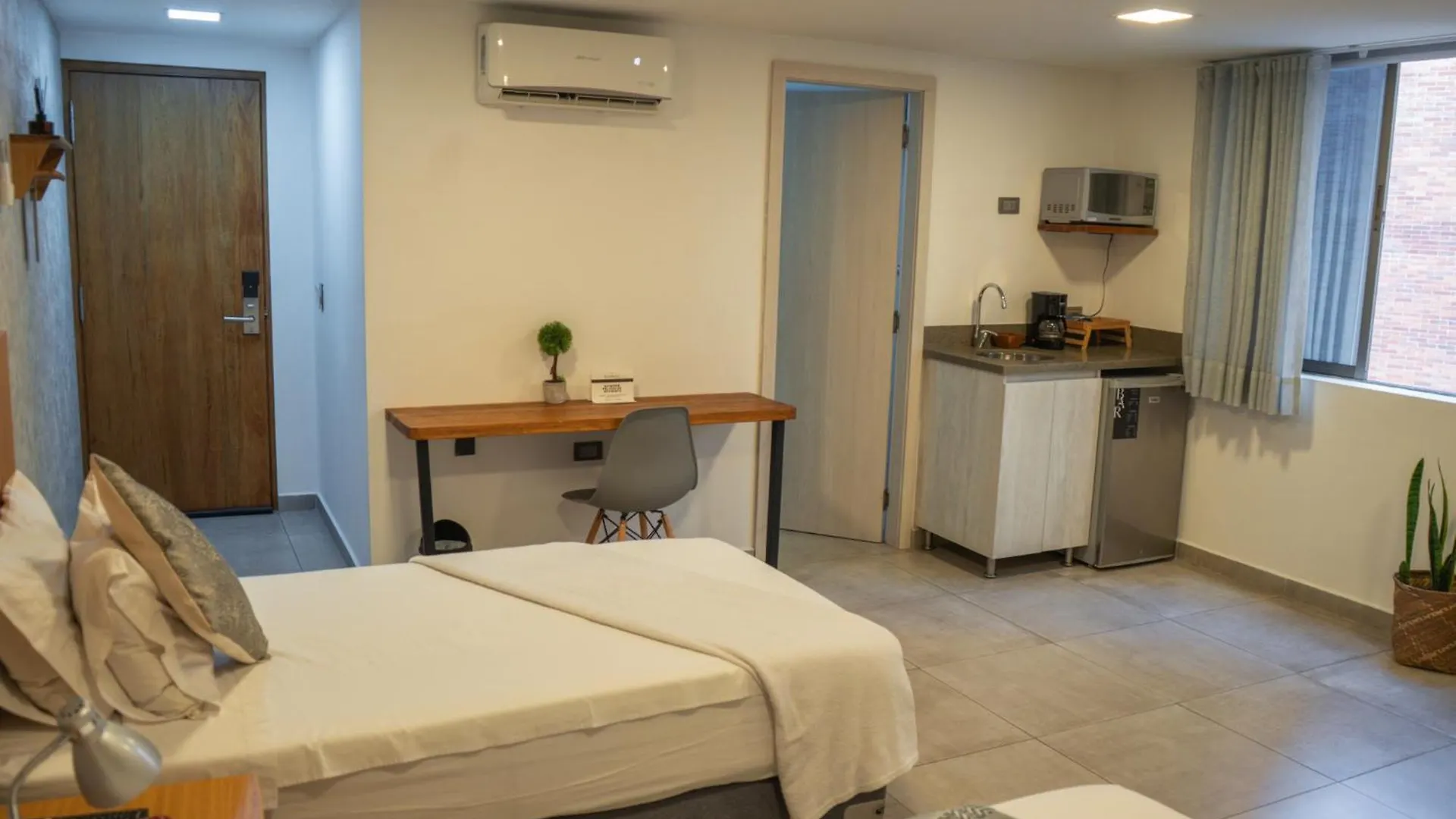 Hotel Bambu Milla De Oro Medellín