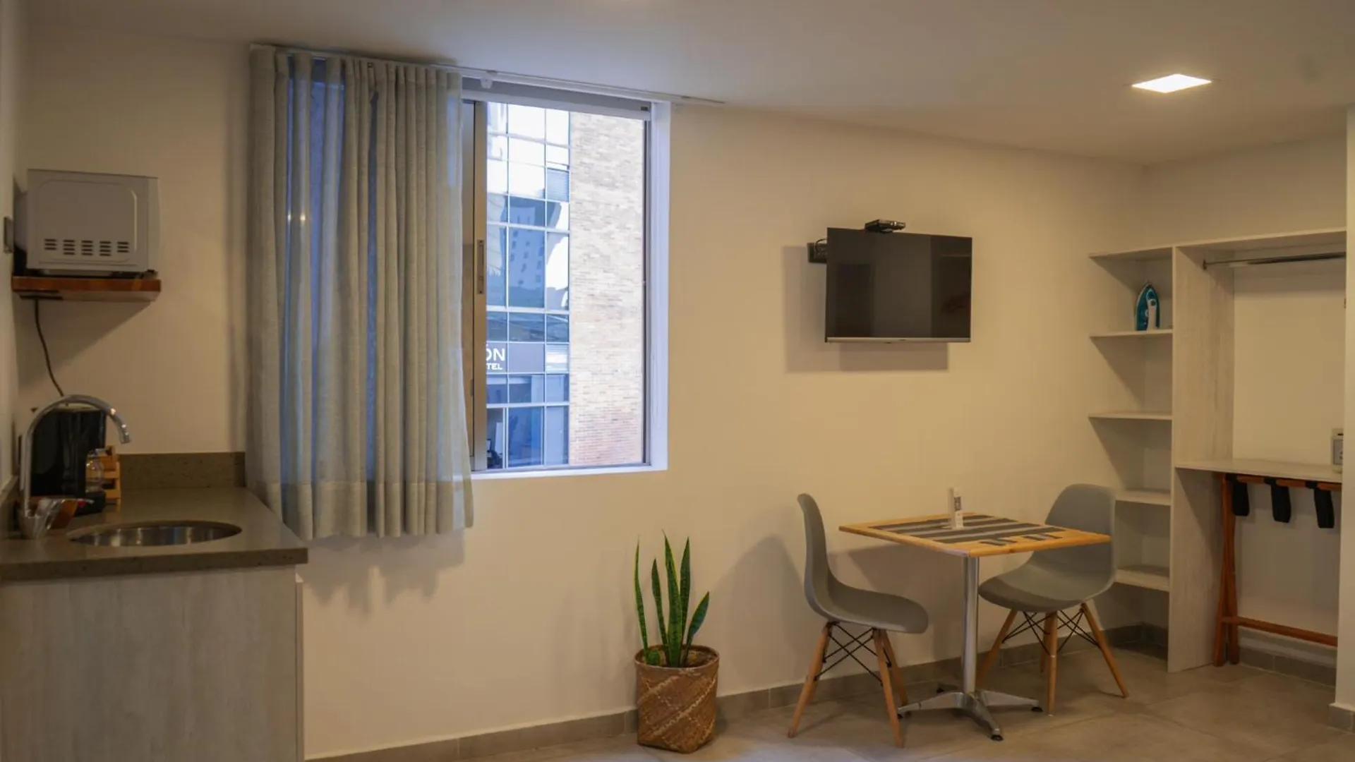 Hotel Bambu Milla De Oro Medellín Colombia