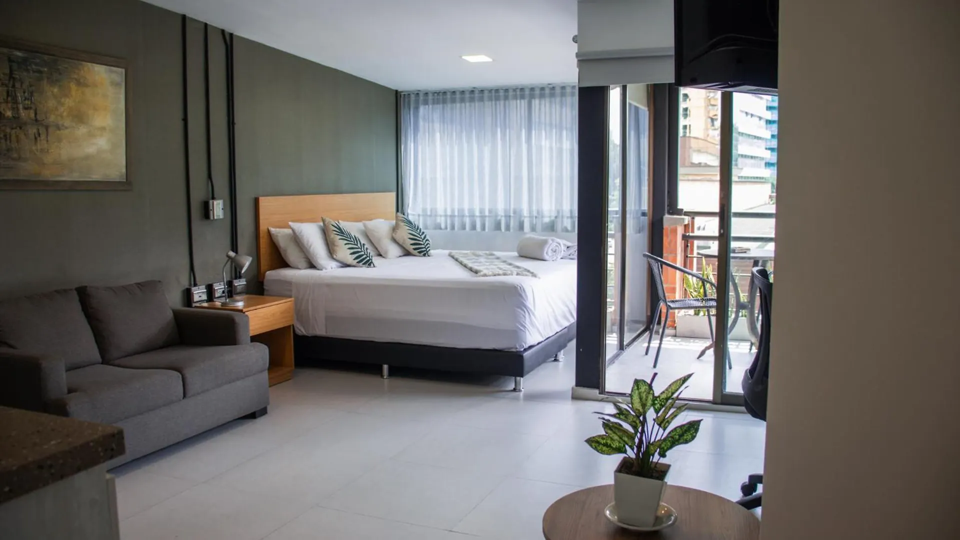 Hotel Bambu Milla De Oro Medellín