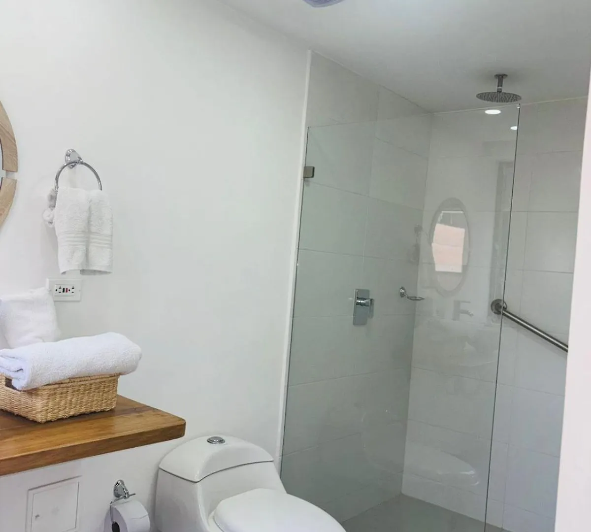 Hotel Bambu Milla De Oro Medellín 0*,  Colombia